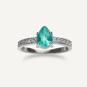 Anel Eloise Esmeralda em Ouro Branco 18k e Diamantes
