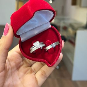 Alianças Finas De Namoro Prata Em Aço Cirúrgico 4mm Modelo Beth
